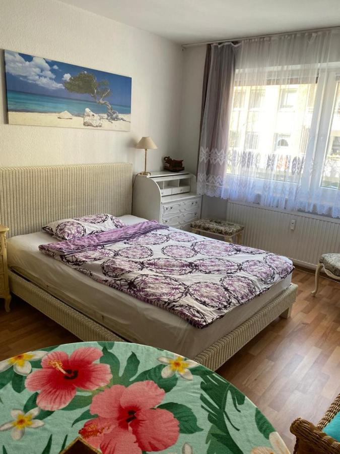 Mitten In Duesseldorf Εξωτερικό φωτογραφία